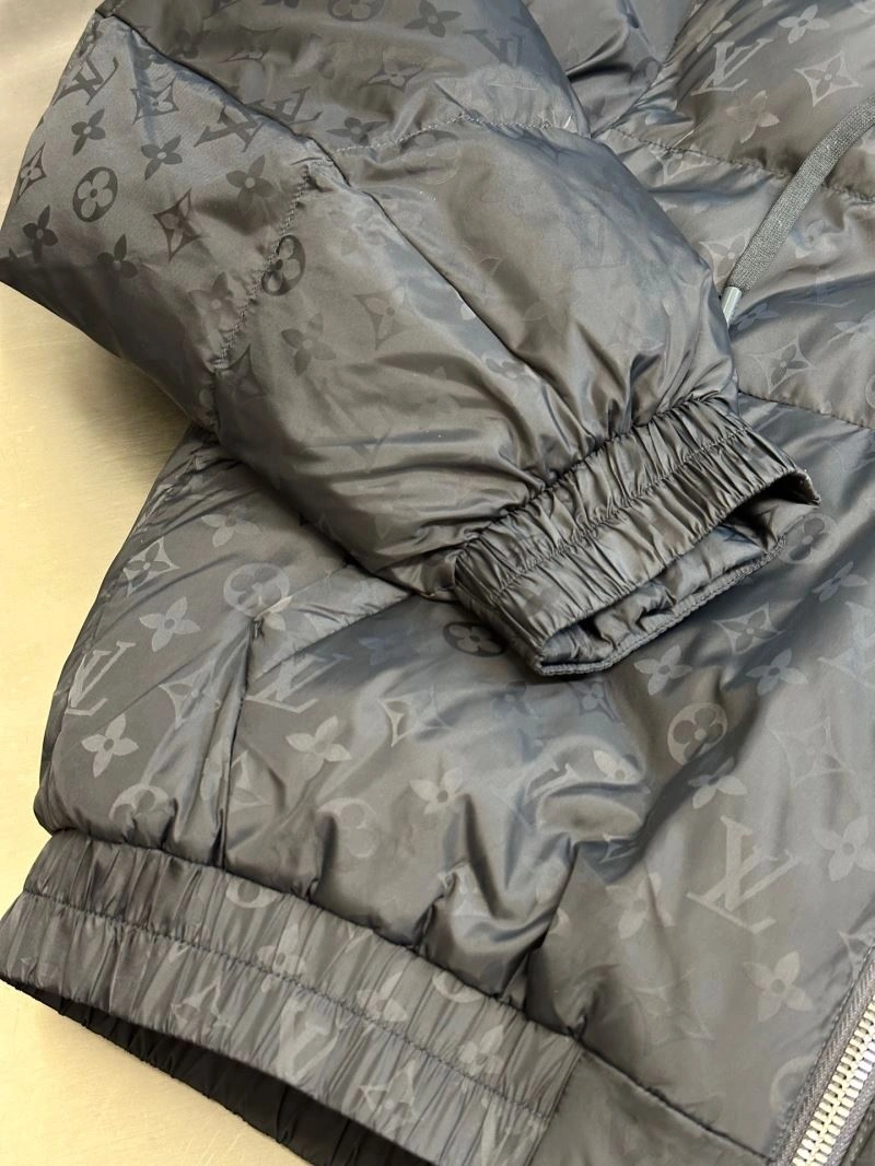 Modern Louis Vuitton Outwear 138629