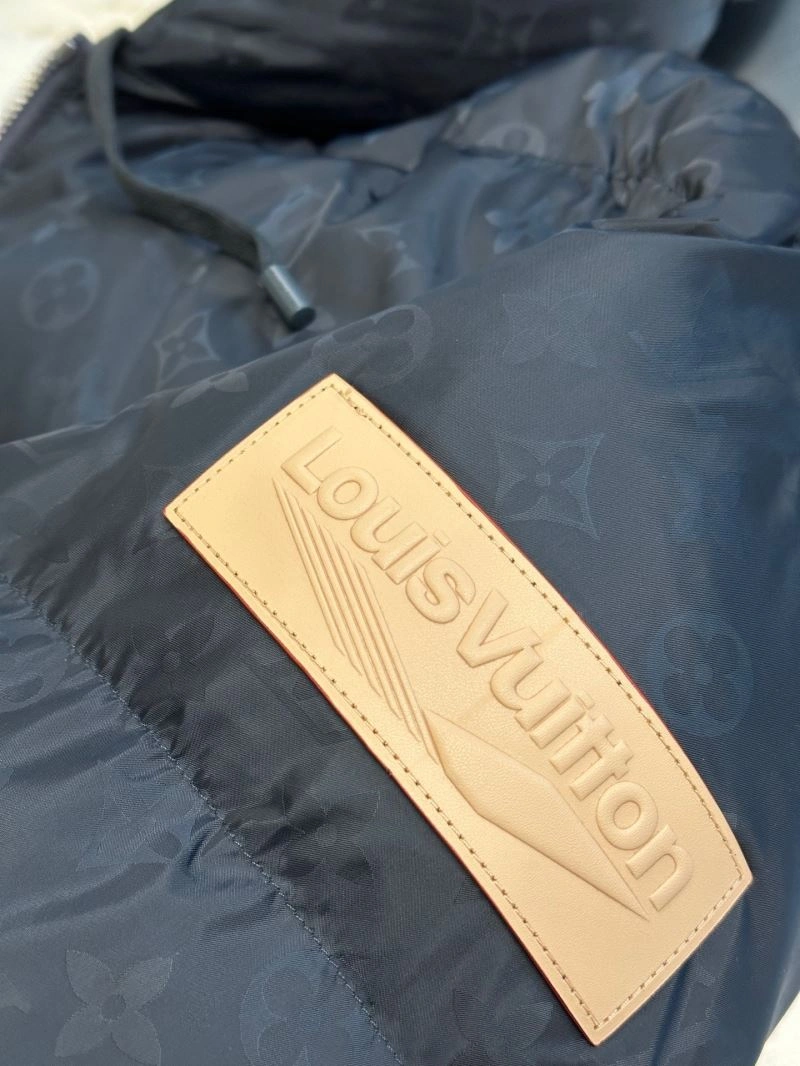 Modern Louis Vuitton Outwear 138629