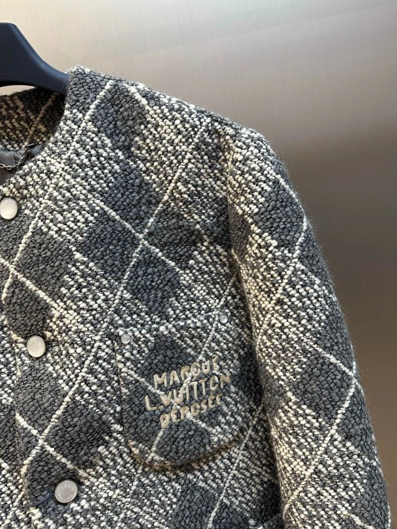 Louis Vuitton Outwear FreshLook 138630