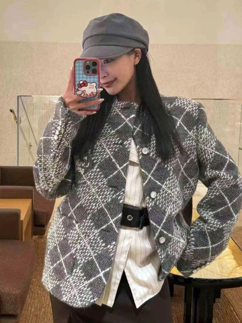 Louis Vuitton Outwear FreshLook 138630