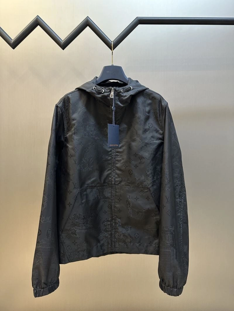 EasyCare Louis Vuitton Outwear 138615