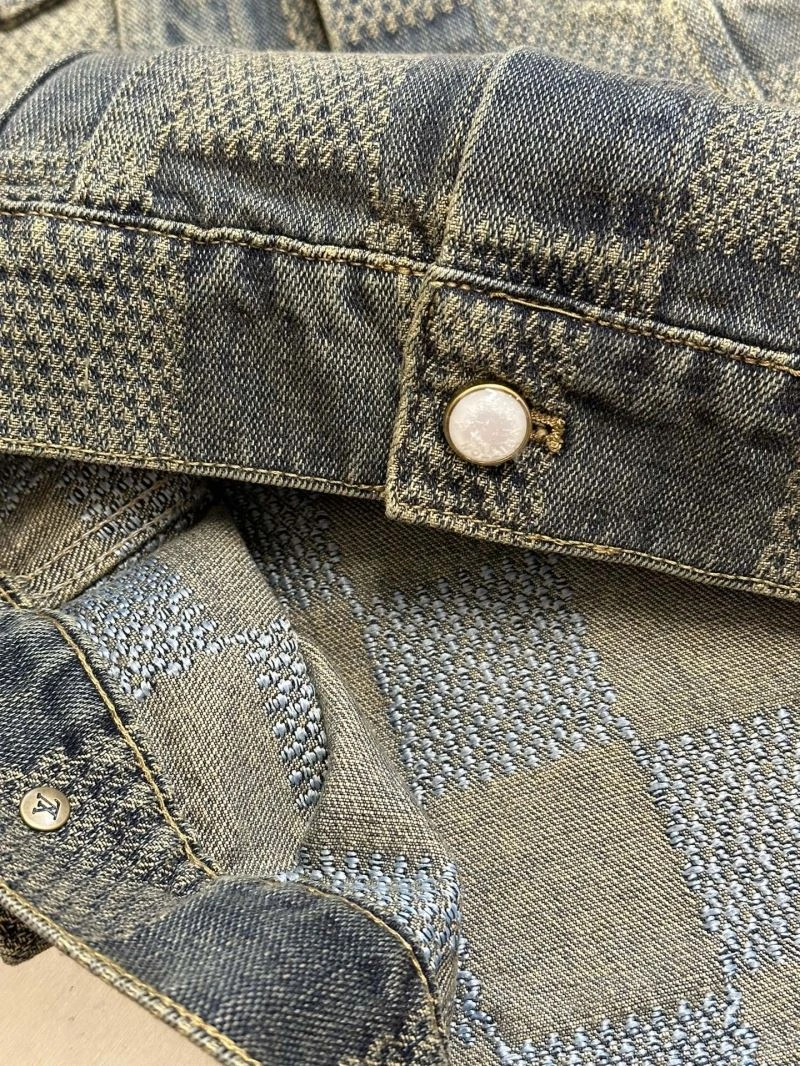 Louis Vuitton Outwear Breathable 138610