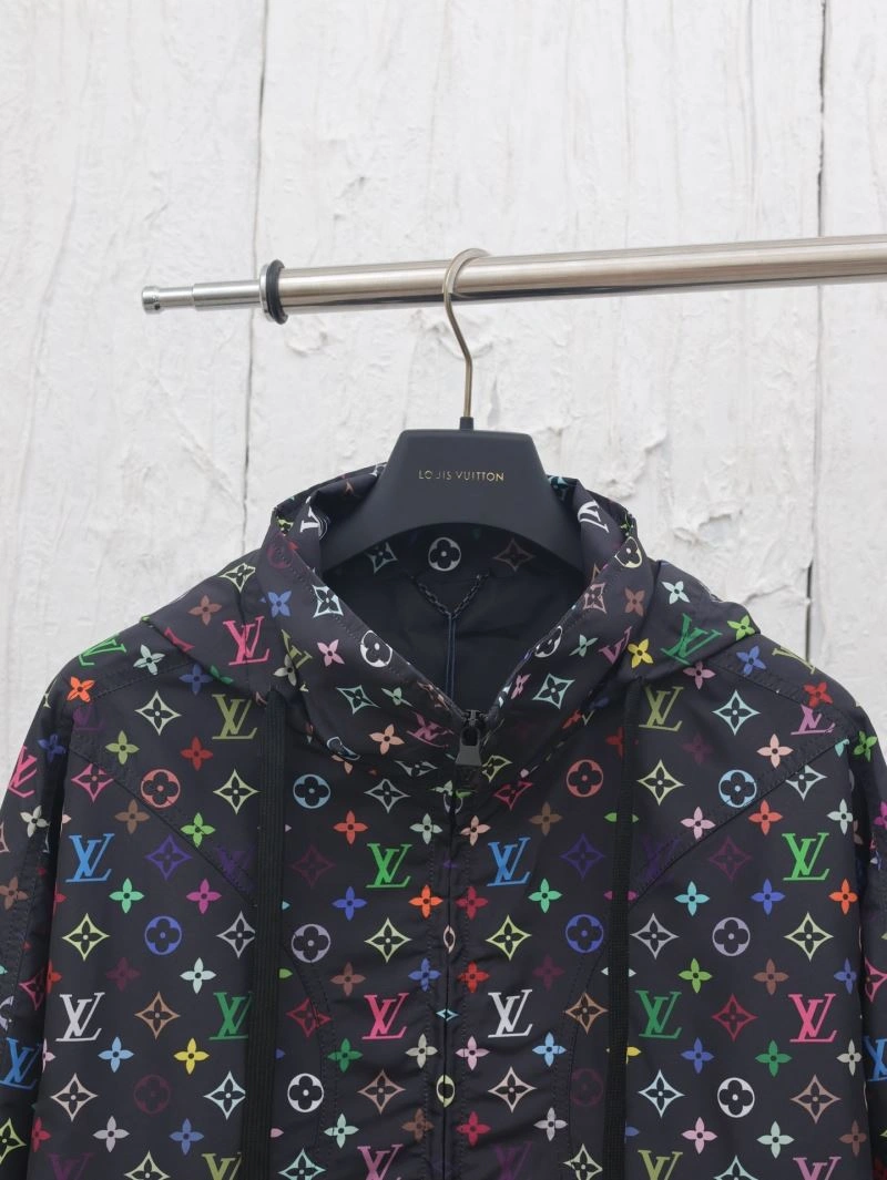OnTrend Louis Vuitton Outwear 138618