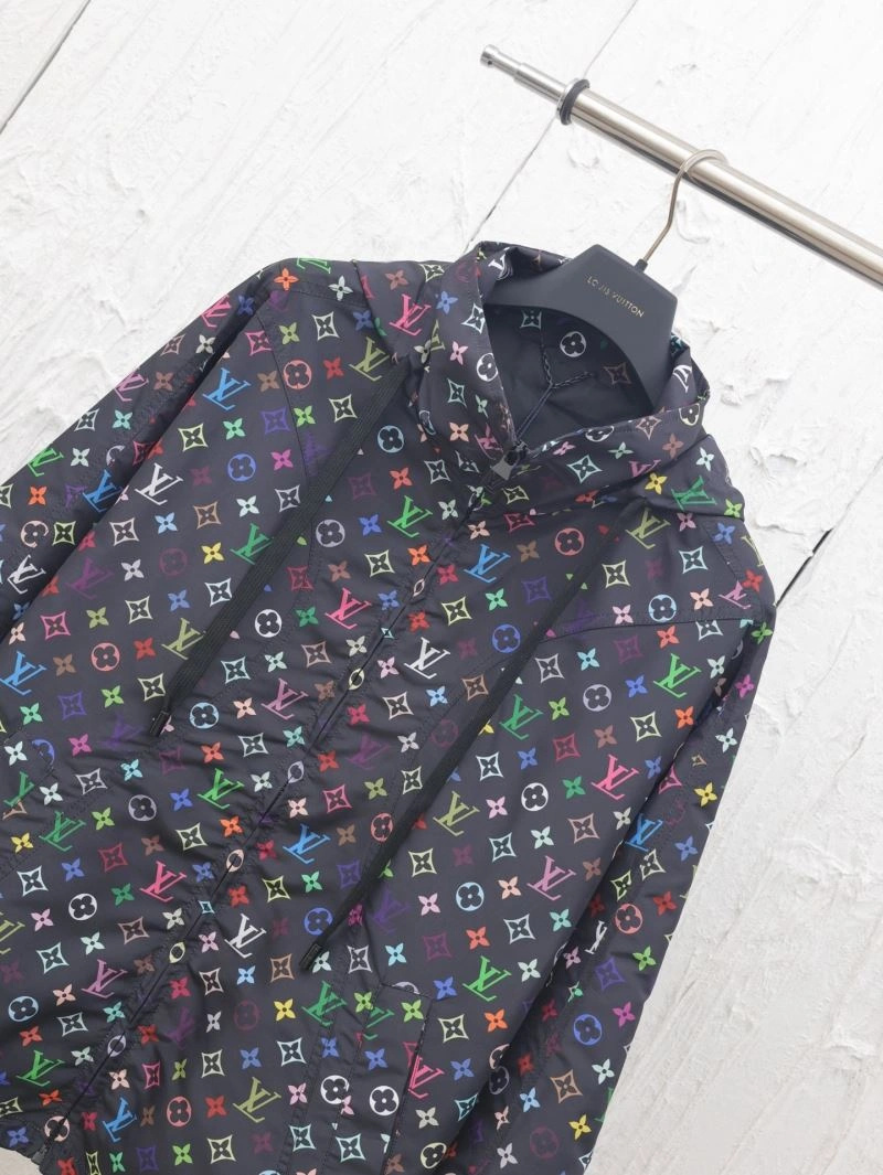 OnTrend Louis Vuitton Outwear 138618