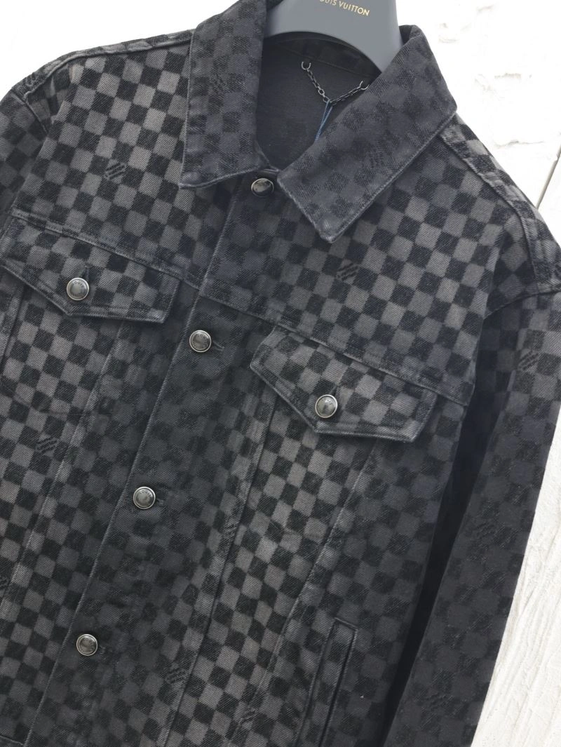 Louis Vuitton Outwear Practical 138631
