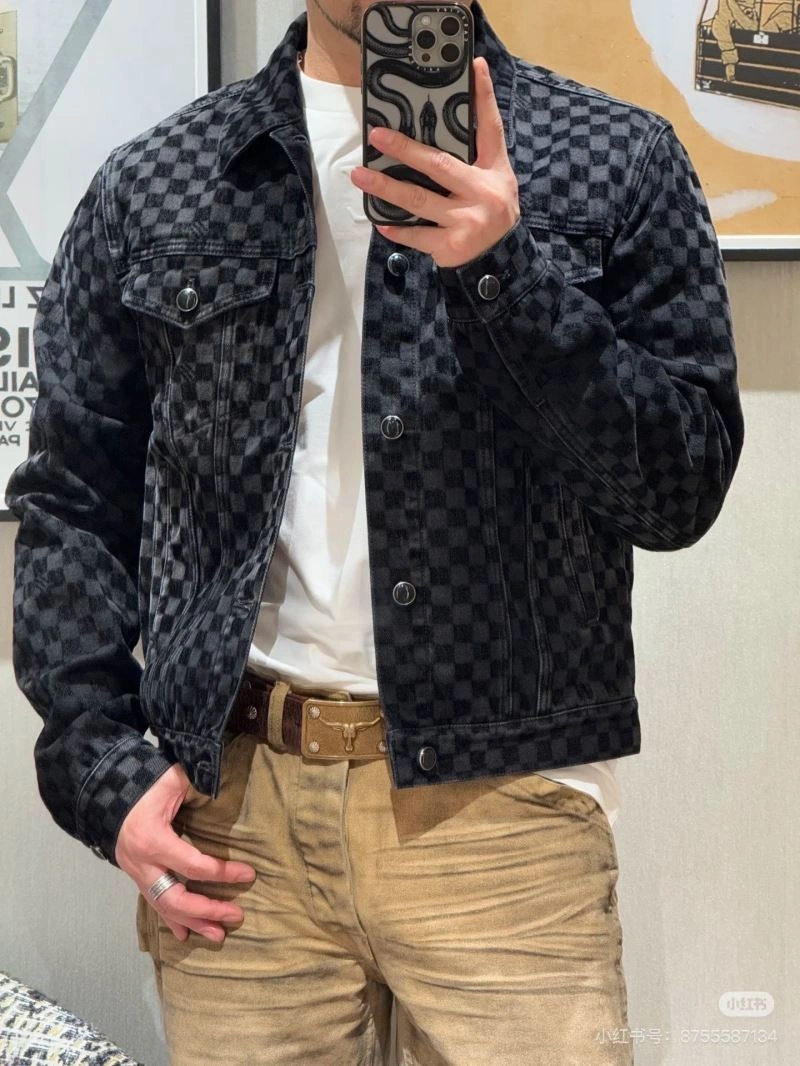 Louis Vuitton Outwear Practical 138631