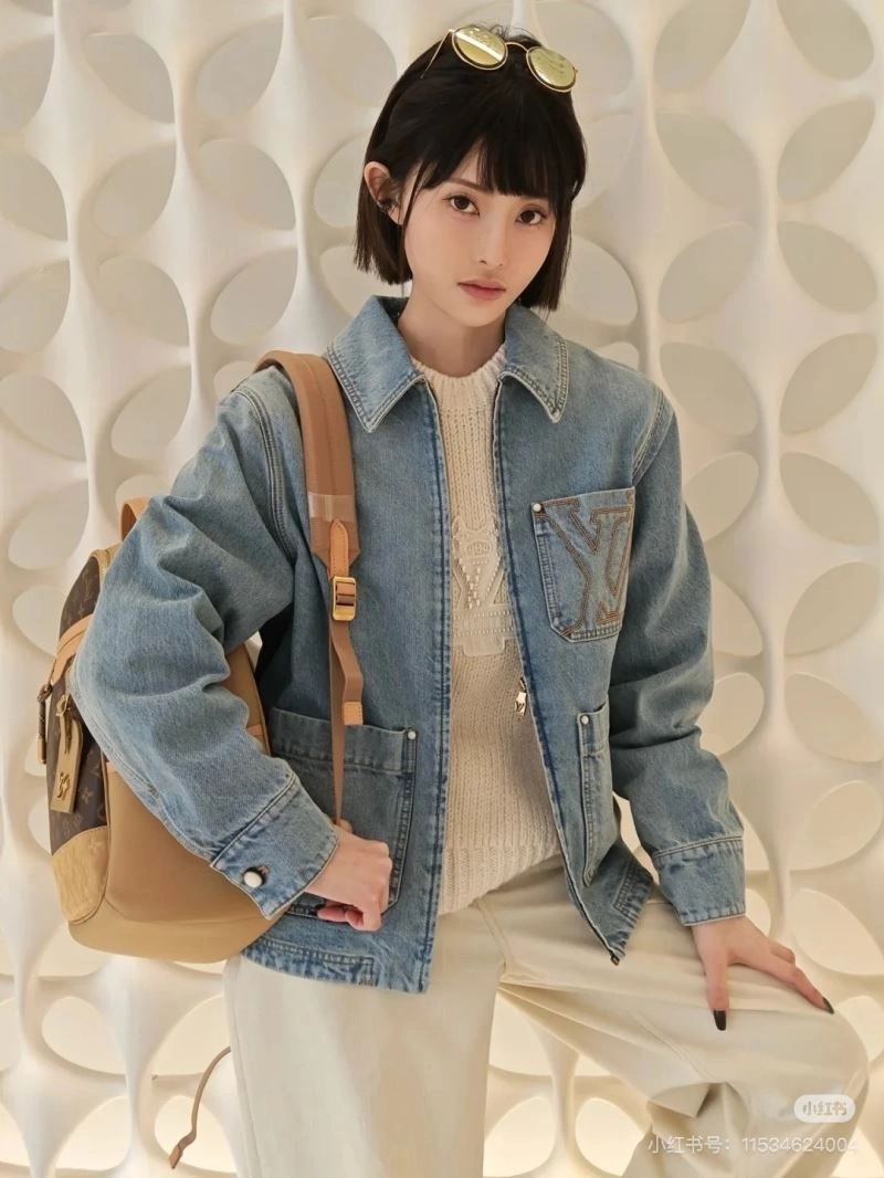 ComfortFit Louis Vuitton Outwear 138621