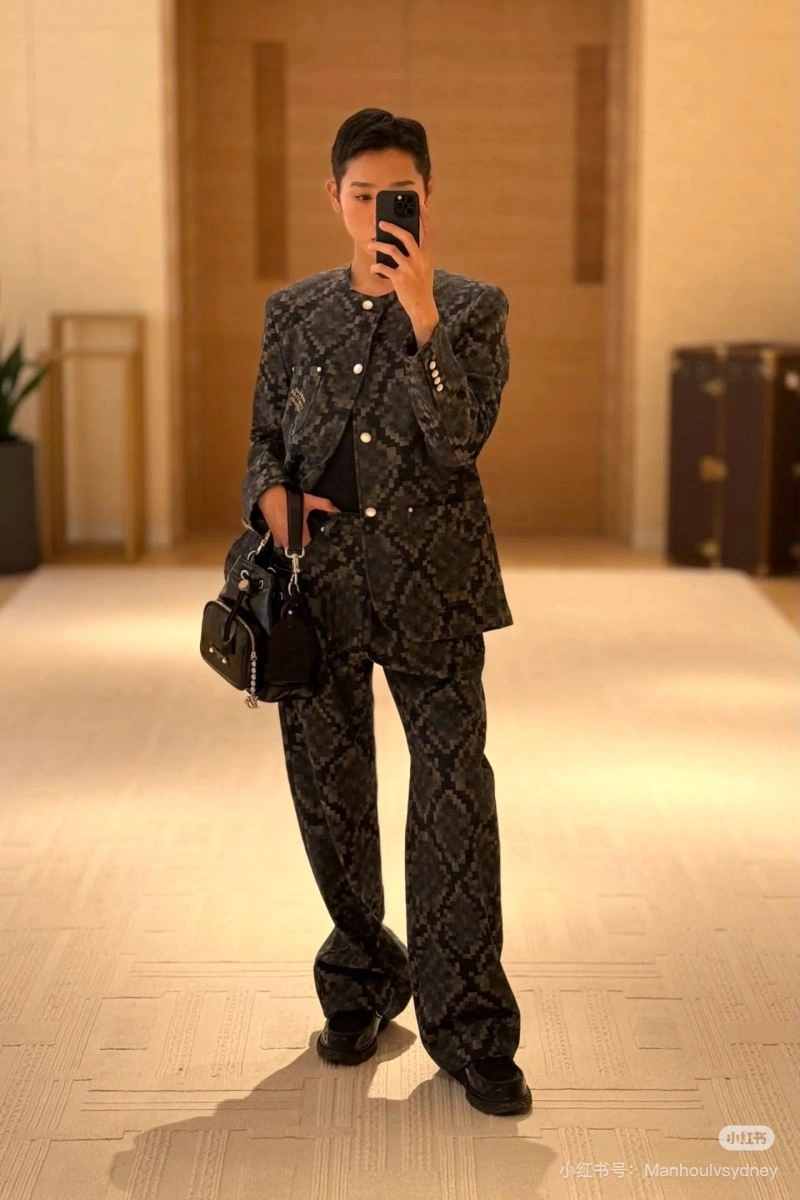 Louis Vuitton Outwear Seasonal 138619