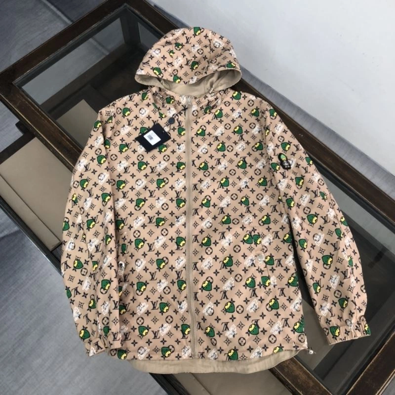 Seasonal Louis Vuitton Outwear 139114