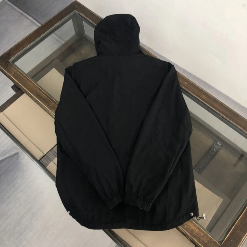 Minimalist Louis Vuitton Outwear 139111