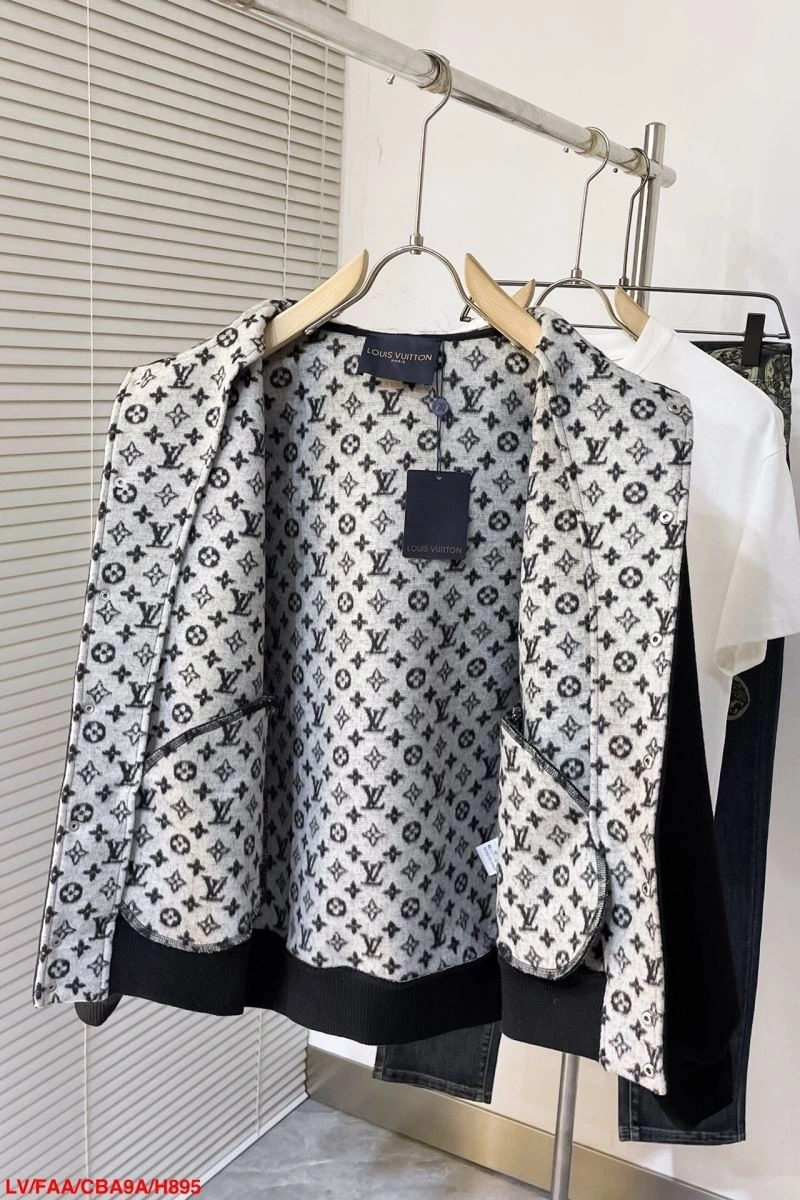 EasyCare Louis Vuitton Outwear 139102