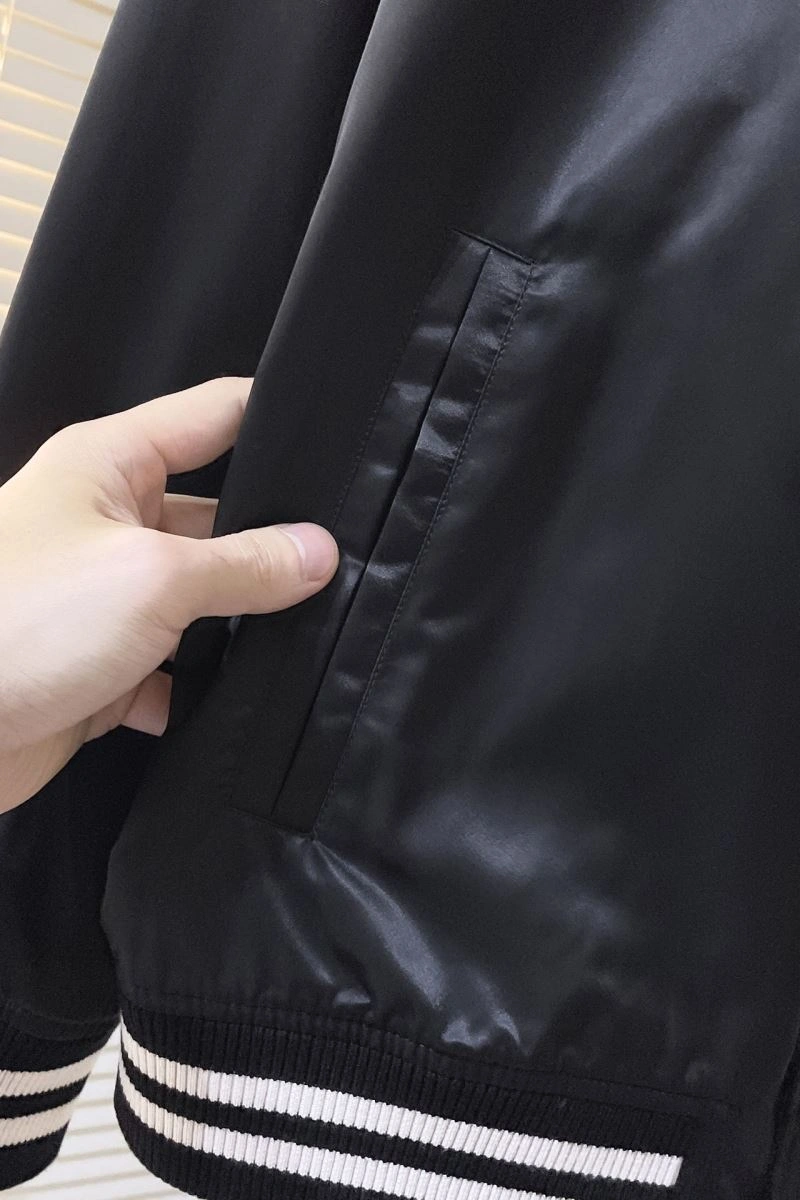 Functional Louis Vuitton Outwear 139097