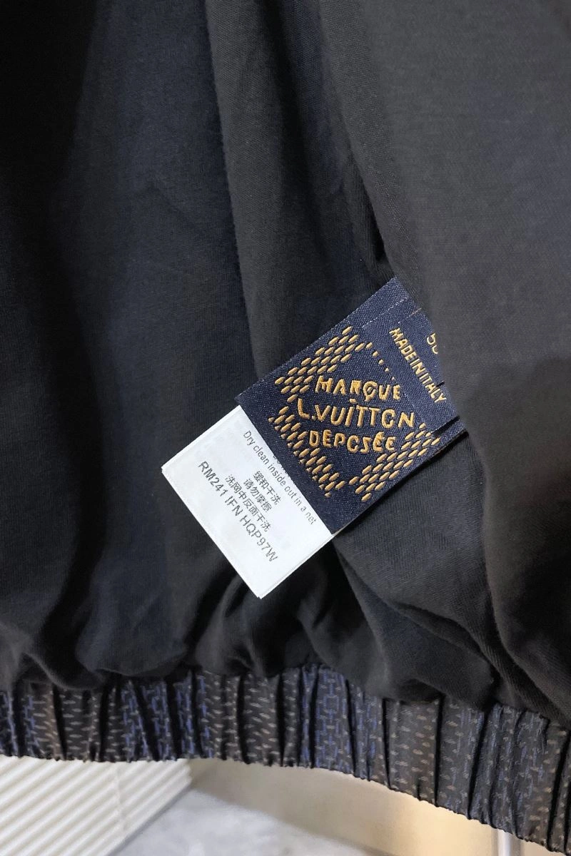 WrinkleFree Louis Vuitton Outwear 139091