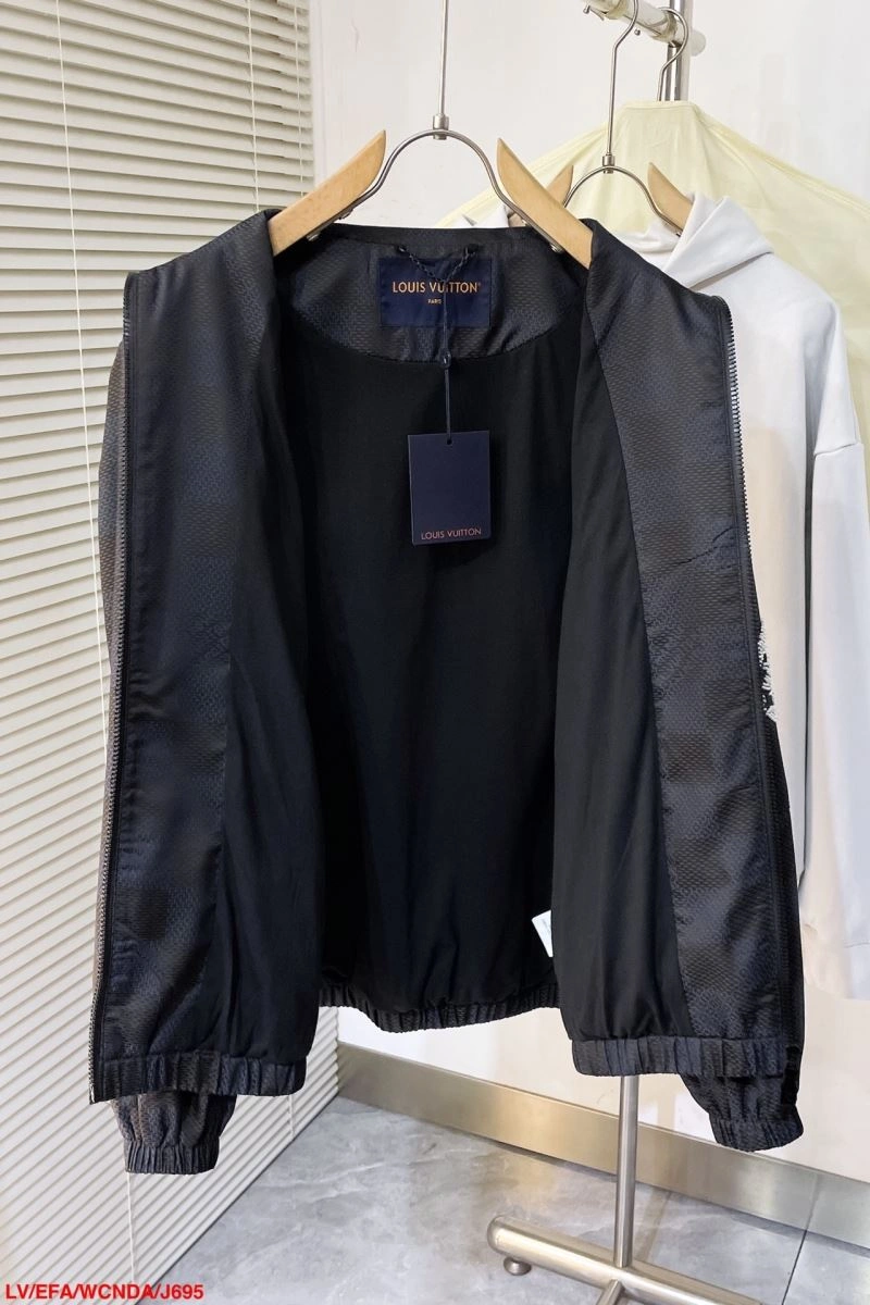 WrinkleFree Louis Vuitton Outwear 139091