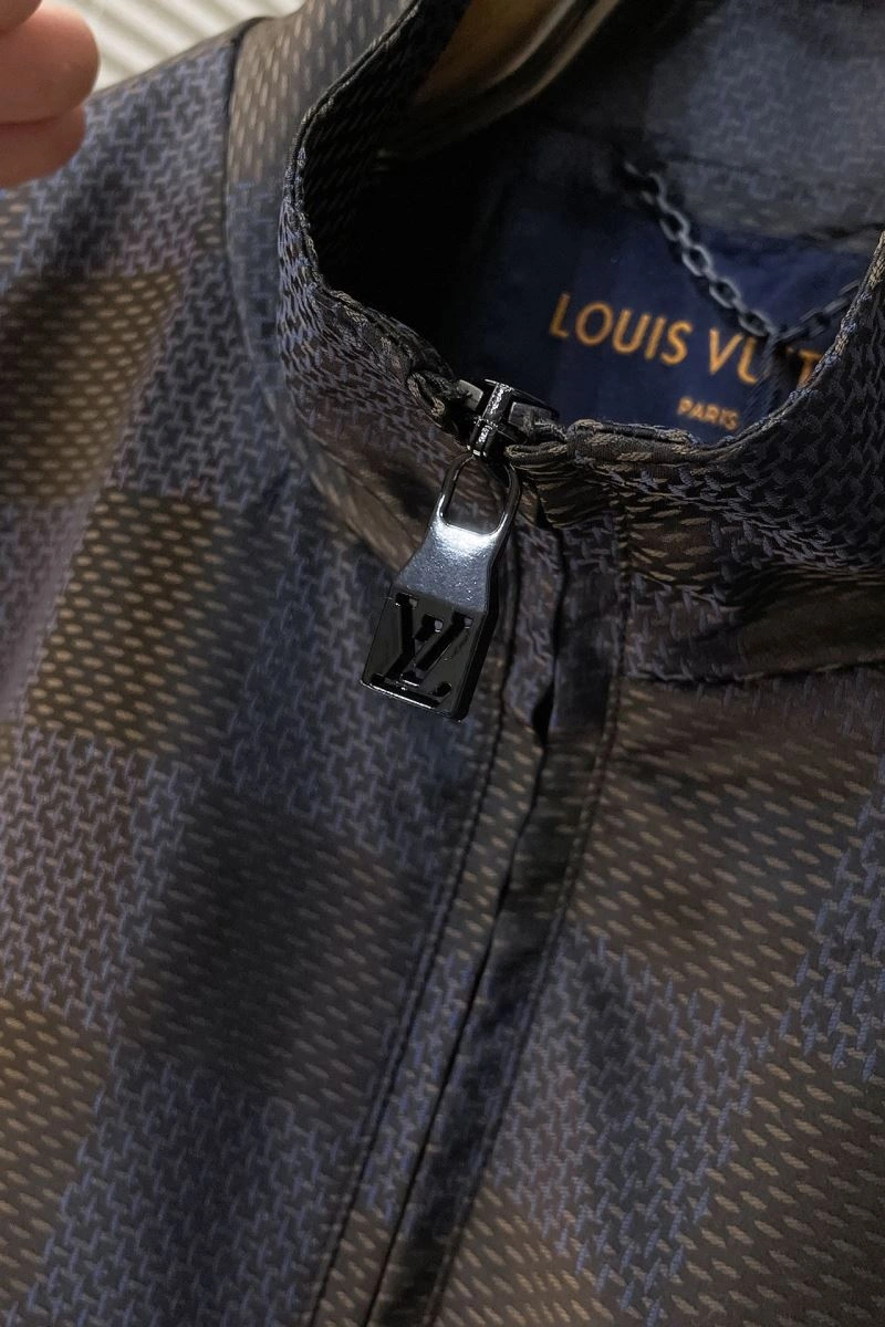 WrinkleFree Louis Vuitton Outwear 139091