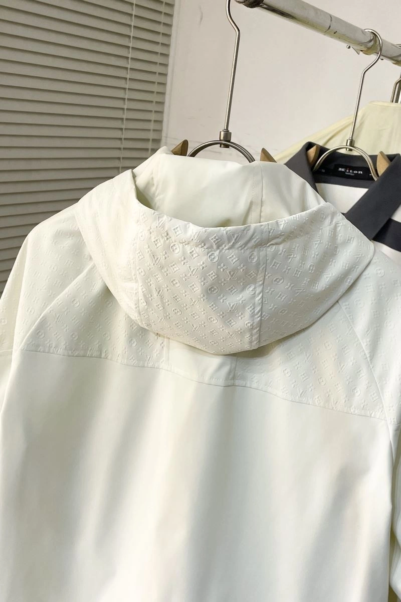 Louis Vuitton Outwear Soft 139075