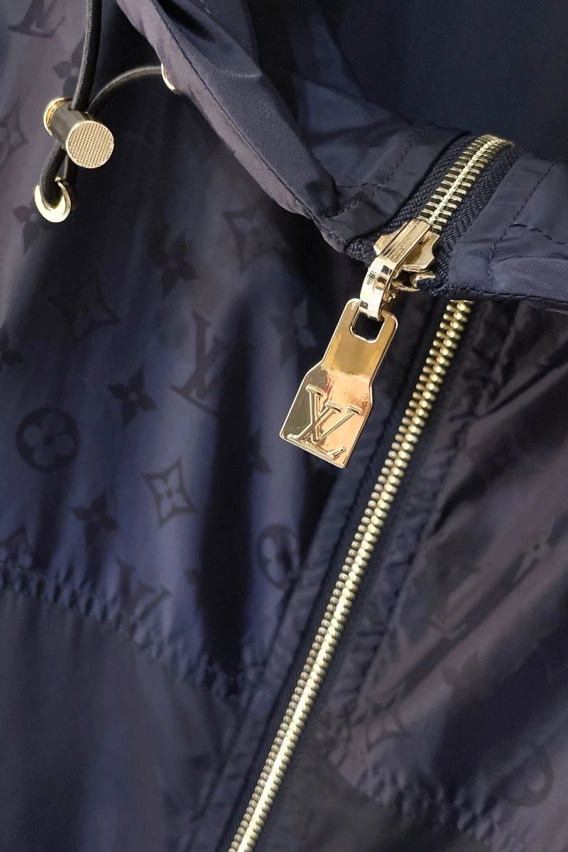 Louis Vuitton Outwear Snug 139089