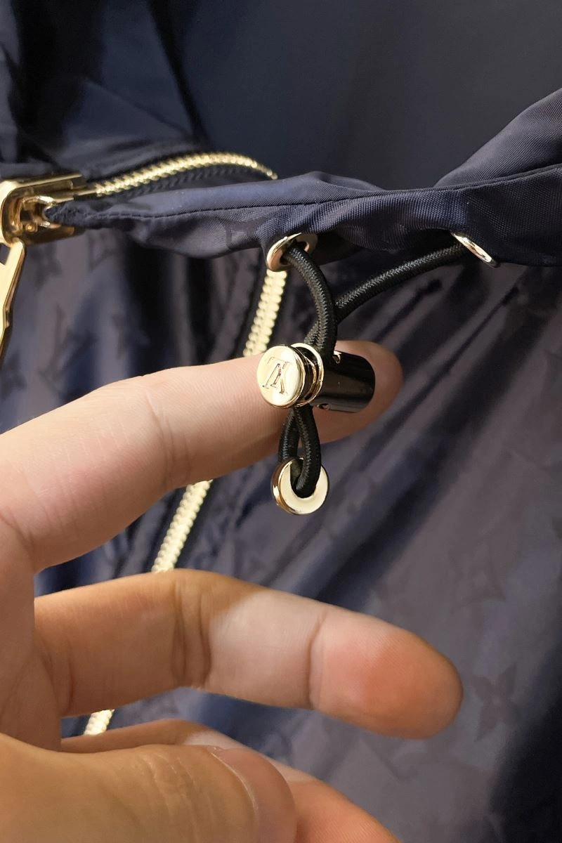 Louis Vuitton Outwear Snug 139089