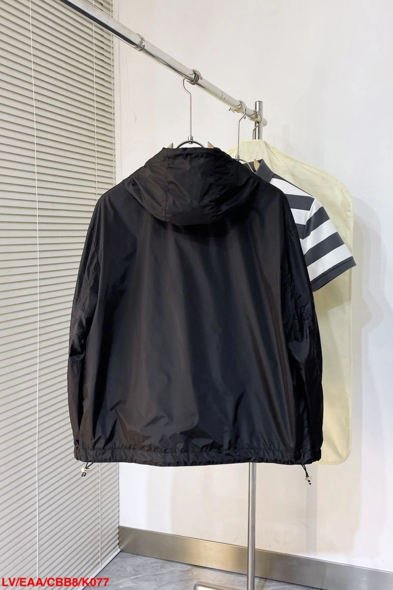 Louis Vuitton Outwear SmoothTexture 139066