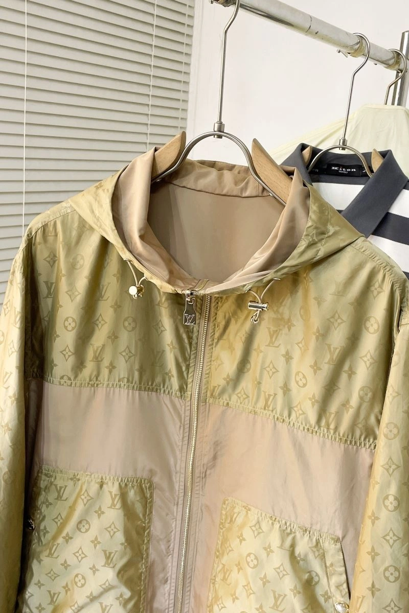 Louis Vuitton Outwear Upgraded 139079