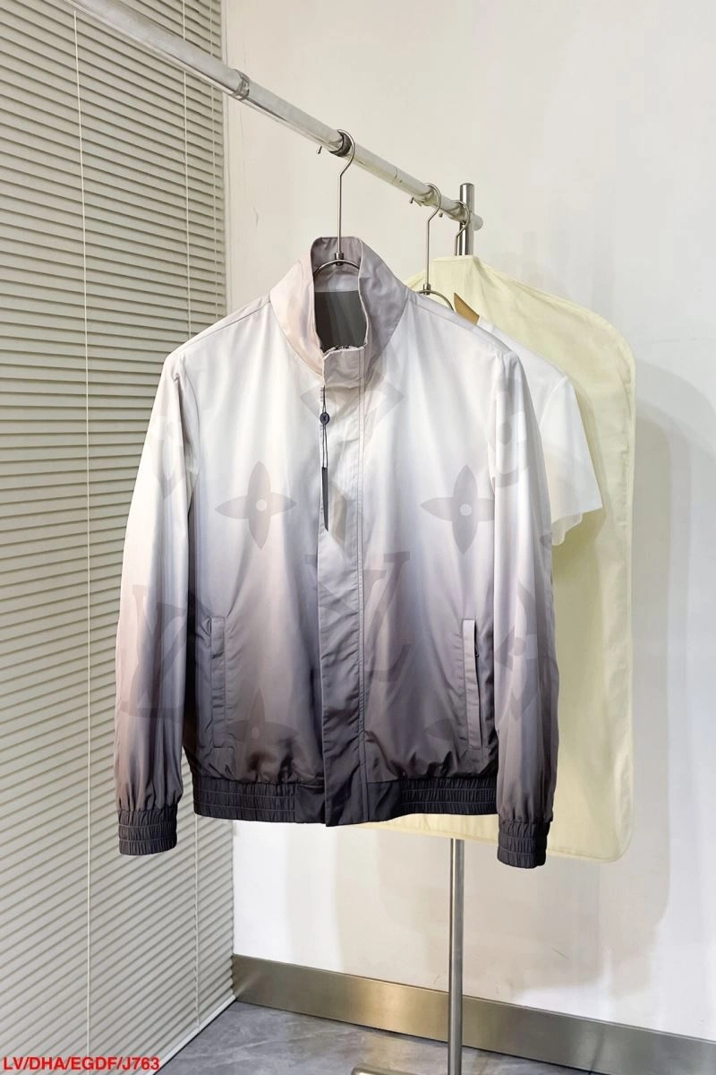 Unique Louis Vuitton Outwear 139087