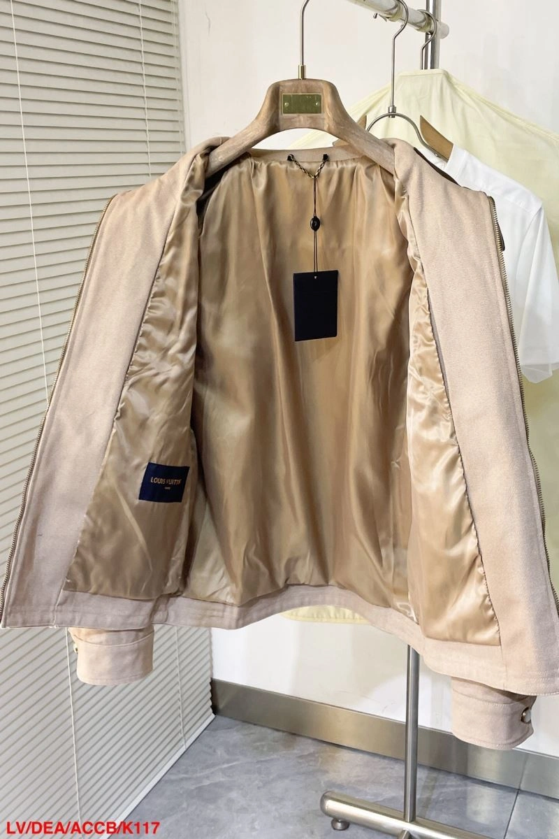 Louis Vuitton Outwear Contemporary 139077