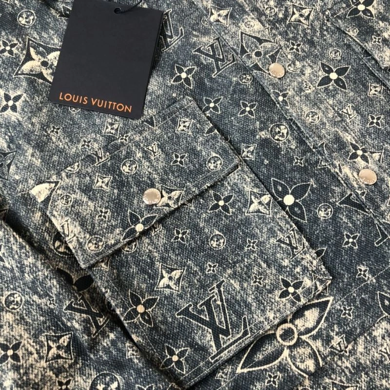 Louis Vuitton Outwear Cozy 139080