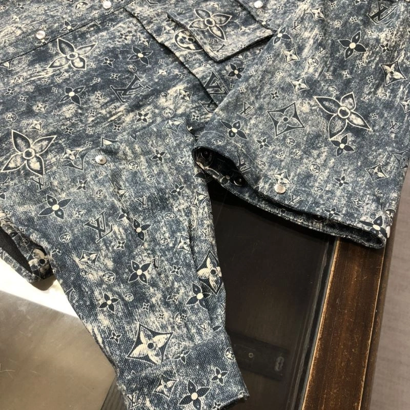 Louis Vuitton Outwear Cozy 139080