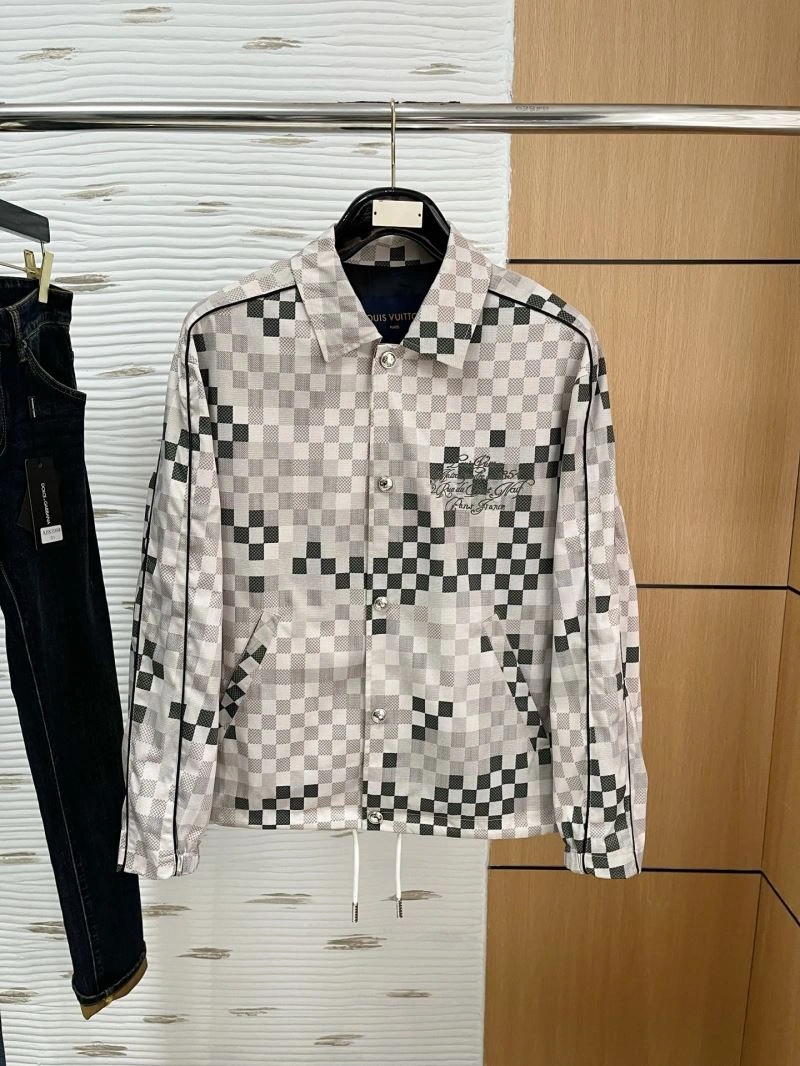 Casual Louis Vuitton Outwear 139094