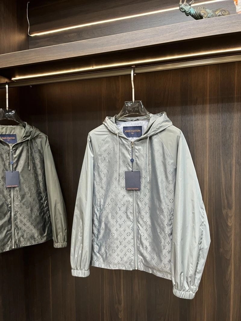 MoistureWicking Louis Vuitton Outwear 139082
