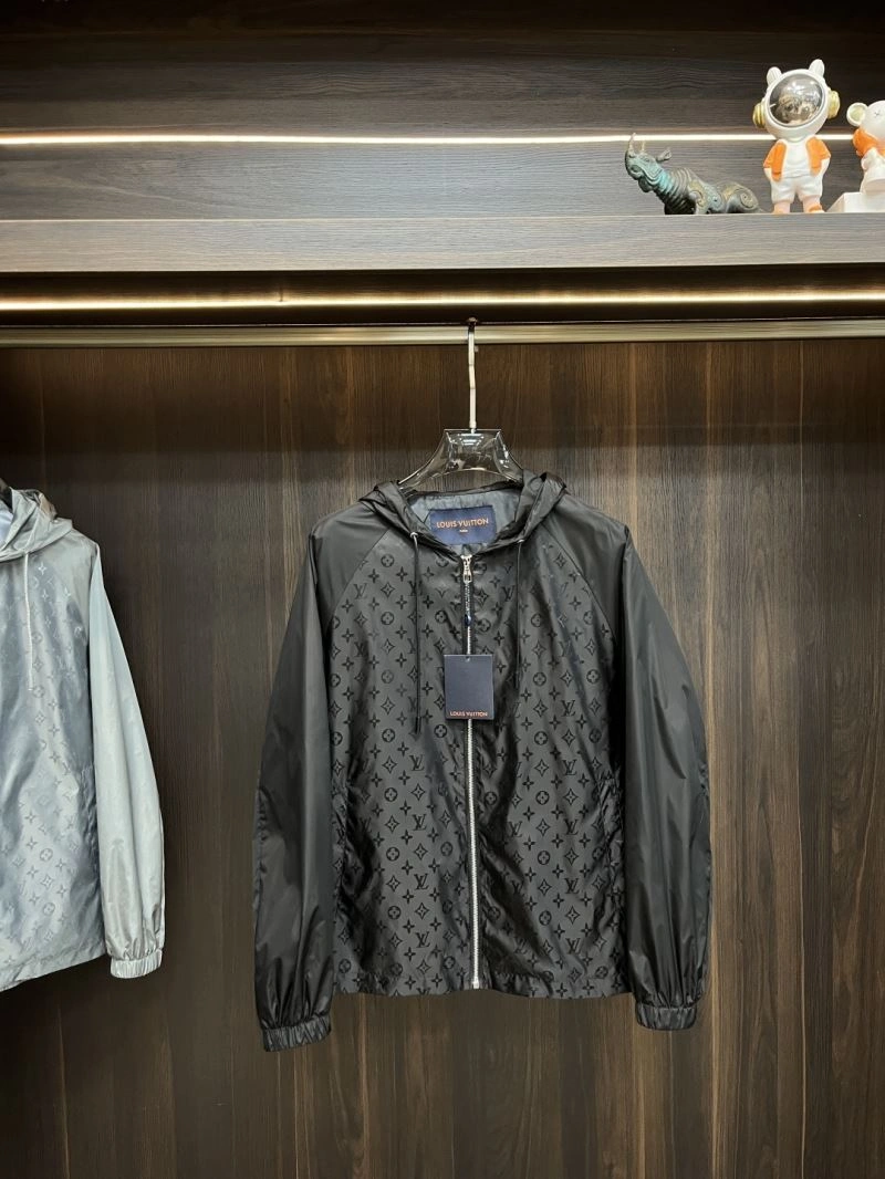 Stylish Louis Vuitton Outwear 139073