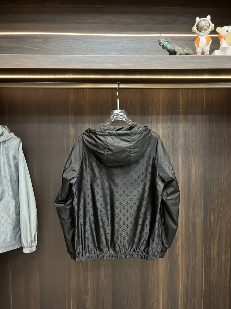 Stylish Louis Vuitton Outwear 139073