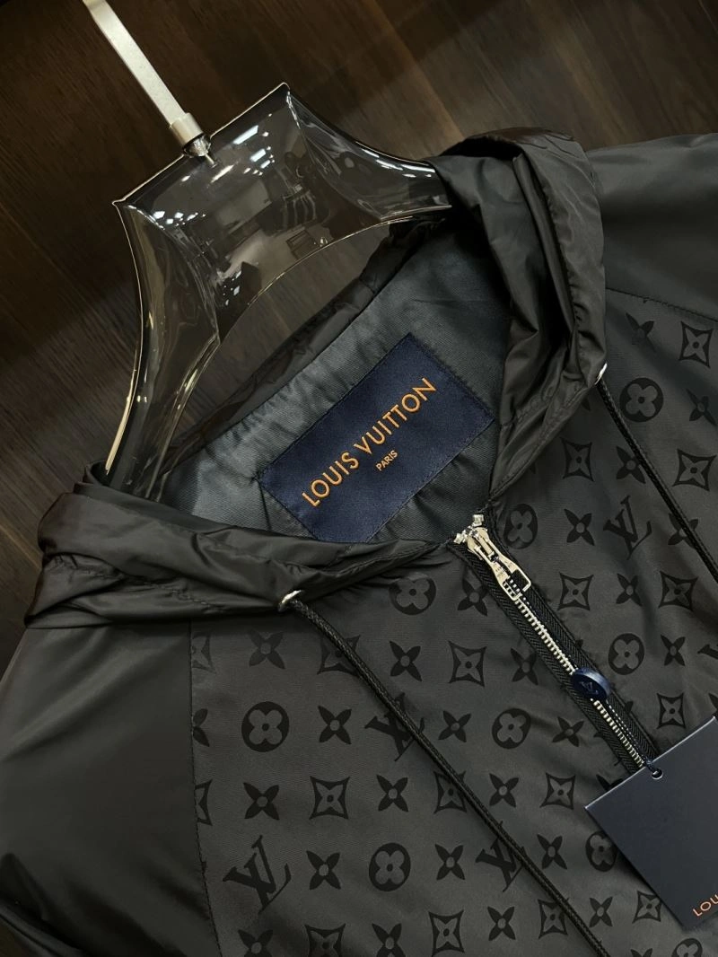 Stylish Louis Vuitton Outwear 139073
