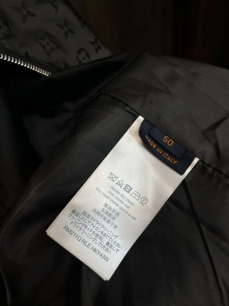 Stylish Louis Vuitton Outwear 139073