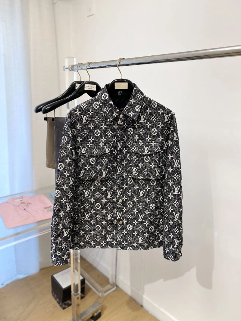 Sustainable Louis Vuitton Outwear 139062
