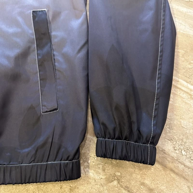 Premium Louis Vuitton Outwear 139063