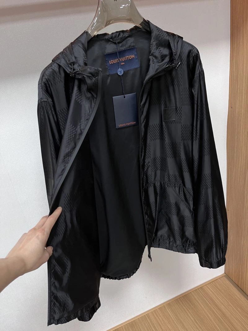 RelaxedFit Louis Vuitton Outwear 137780