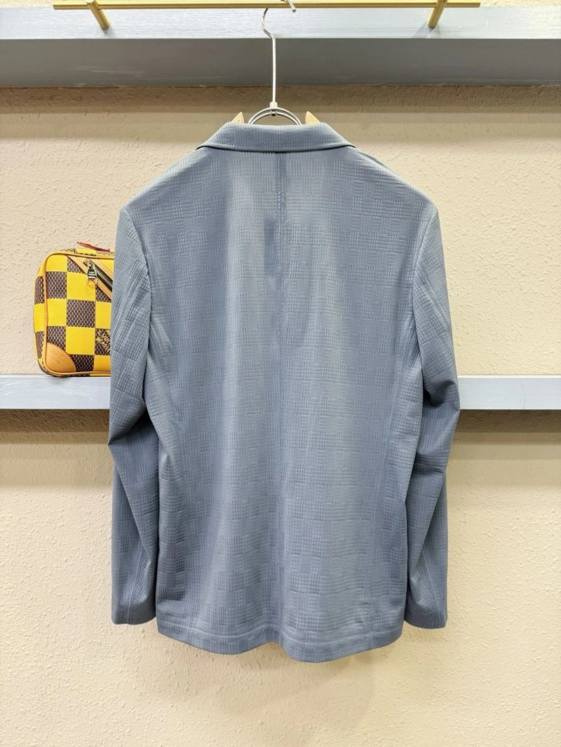 FlexibleFit Louis Vuitton Outwear 137774