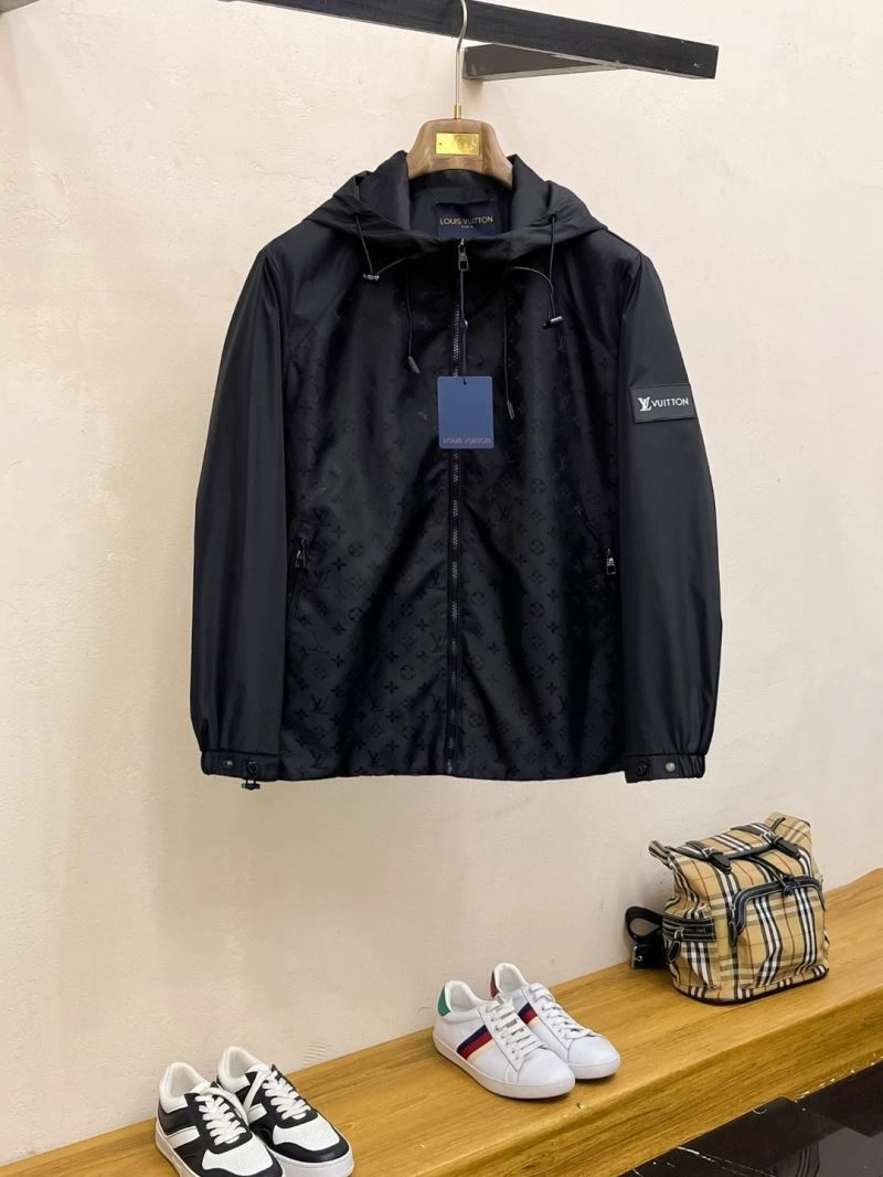 TopPick Louis Vuitton Outwear 137776