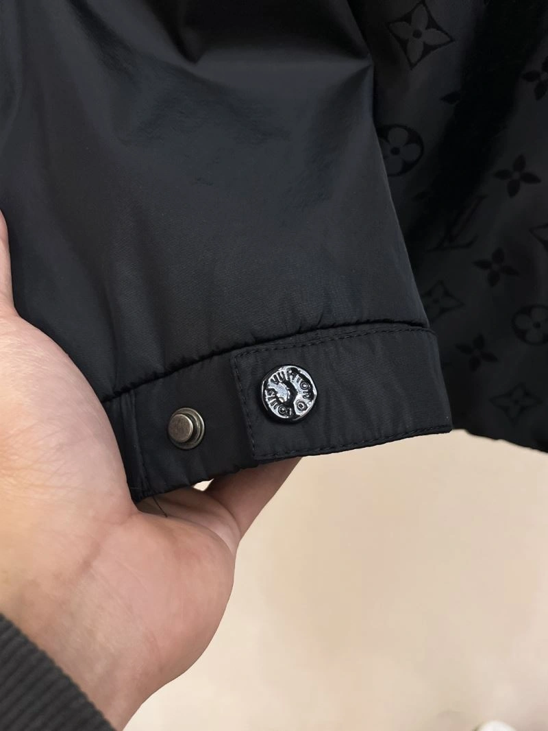 TopPick Louis Vuitton Outwear 137776