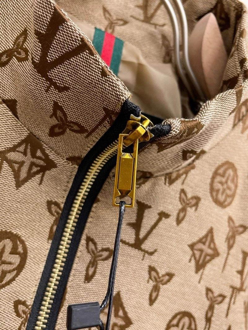 Colorful Louis Vuitton Outwear 137768