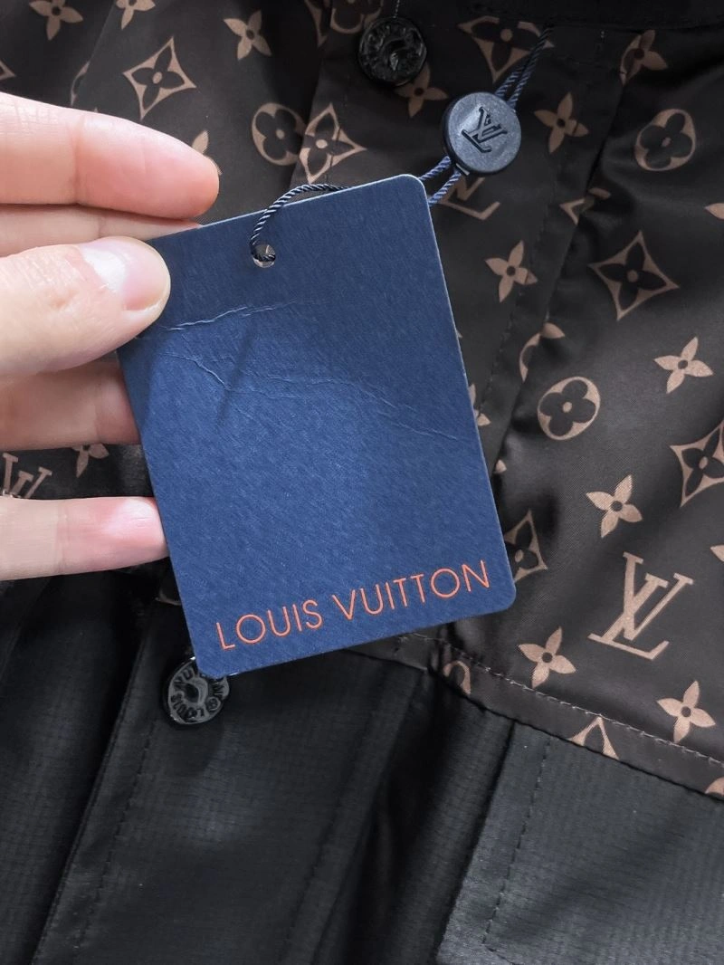 Flexible Louis Vuitton Outwear 137765