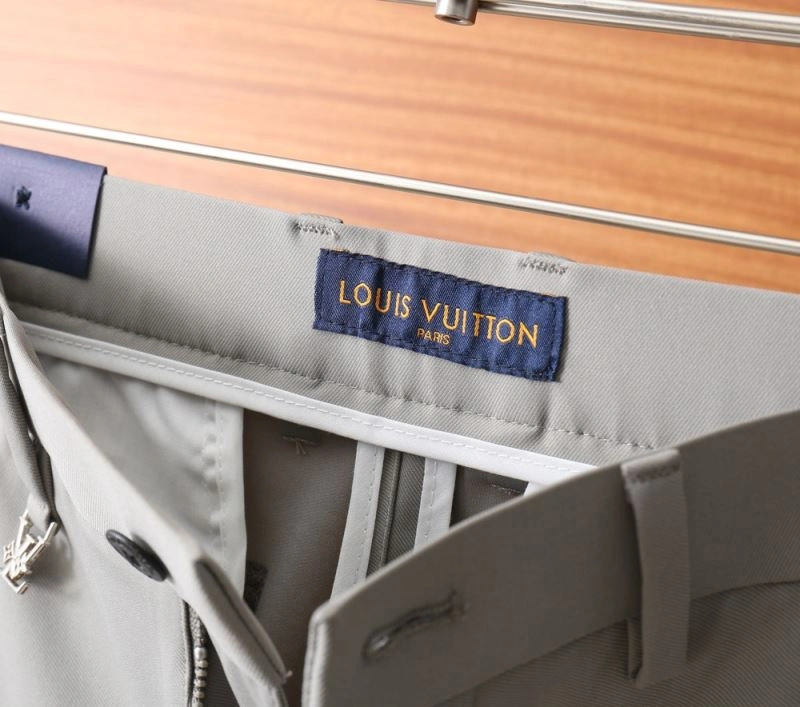 Louis Vuitton Outwear SportInspired 137759