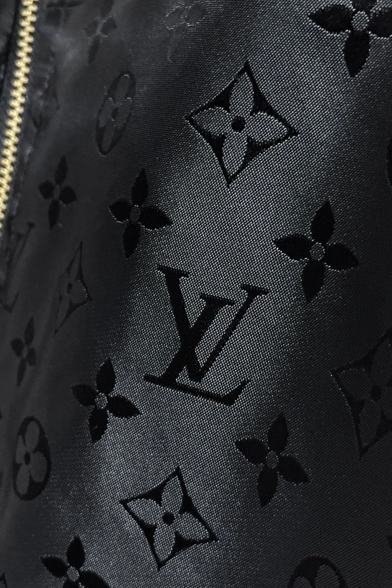 FashionForward Louis Vuitton Outwear 137755