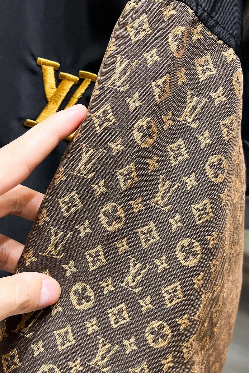Louis Vuitton Outwear Fashionable 137749