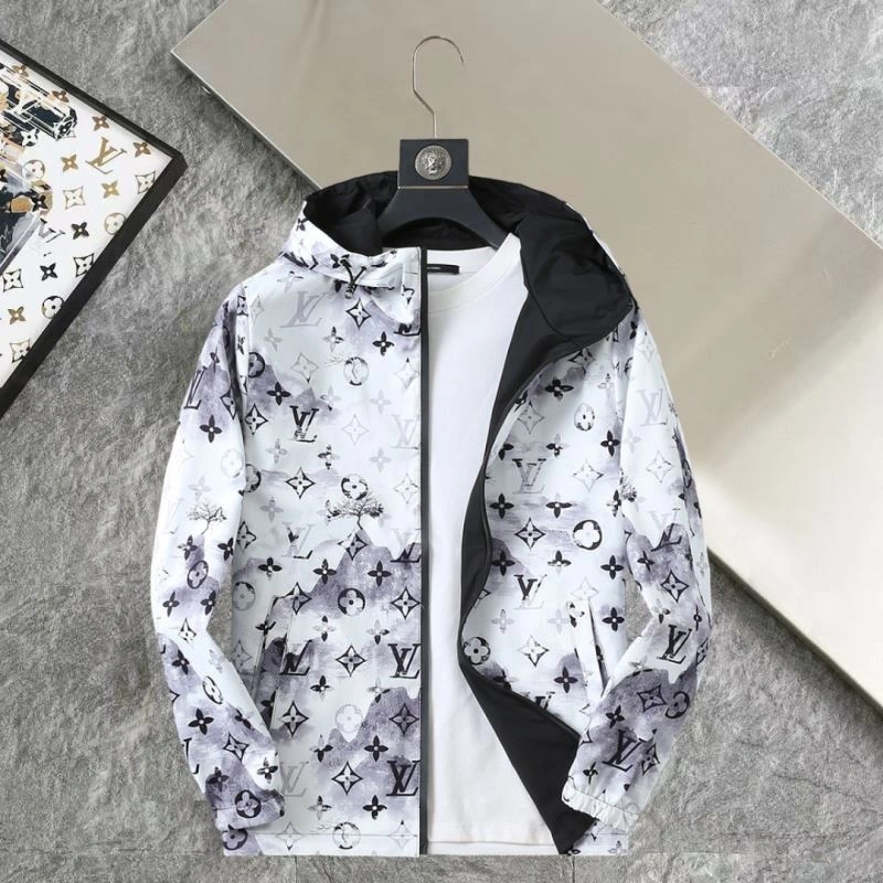 FlexibleFit Louis Vuitton Outwear 137748