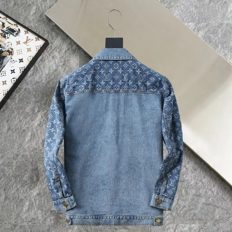 Sophisticated Louis Vuitton Outwear 137756