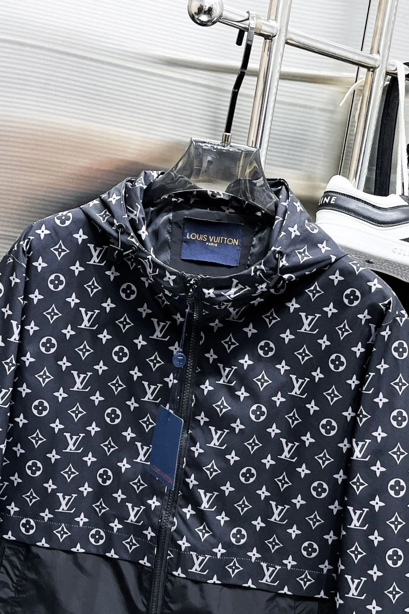 Louis Vuitton Outwear ComfortFit 137751