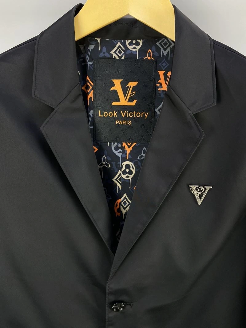 AllSeason Louis Vuitton Outwear 137761