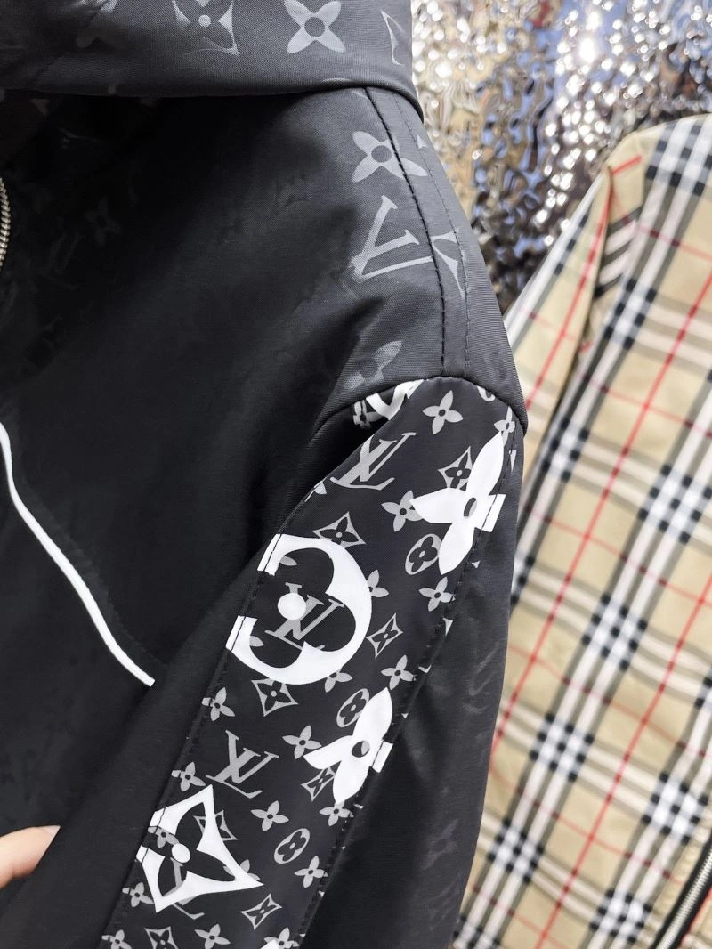 QuickDry Louis Vuitton Outwear 137767
